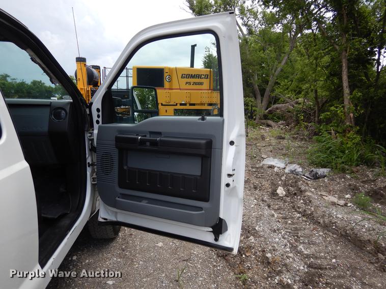 image for item DC5961 2011 Ford F250 Super Duty SuperCab pickup truck