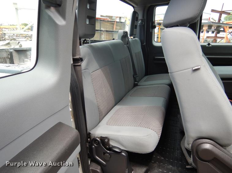 image for item DC5961 2011 Ford F250 Super Duty SuperCab pickup truck