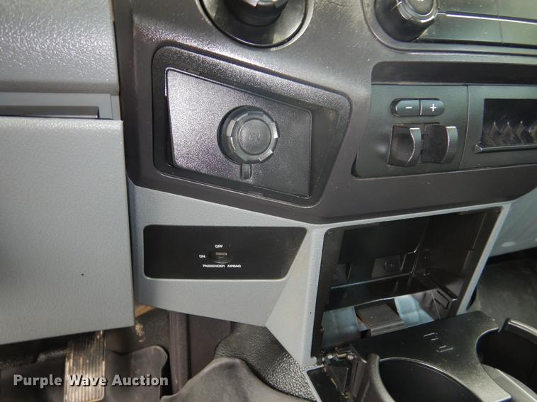 image for item DC5961 2011 Ford F250 Super Duty SuperCab pickup truck