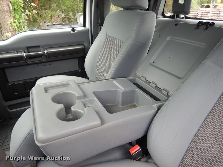 image for item DC5961 2011 Ford F250 Super Duty SuperCab pickup truck