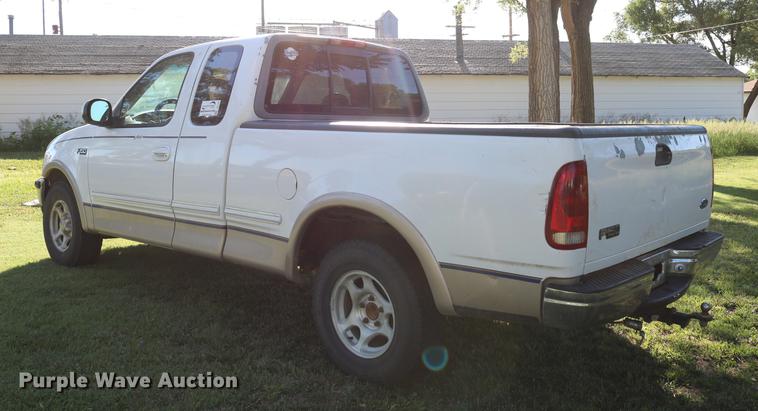 image for item DC7531 1997 Ford F150 Lariat SuperCab pickup truck