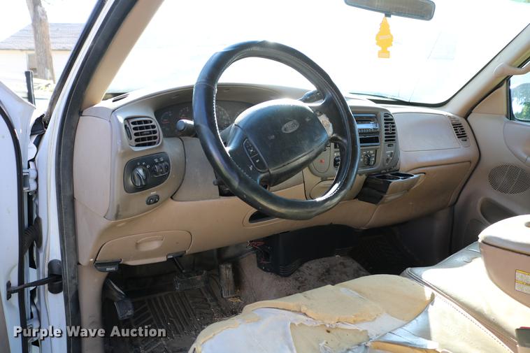 image for item DC7531 1997 Ford F150 Lariat SuperCab pickup truck