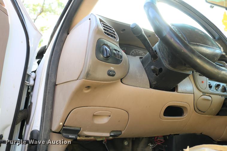 image for item DC7531 1997 Ford F150 Lariat SuperCab pickup truck