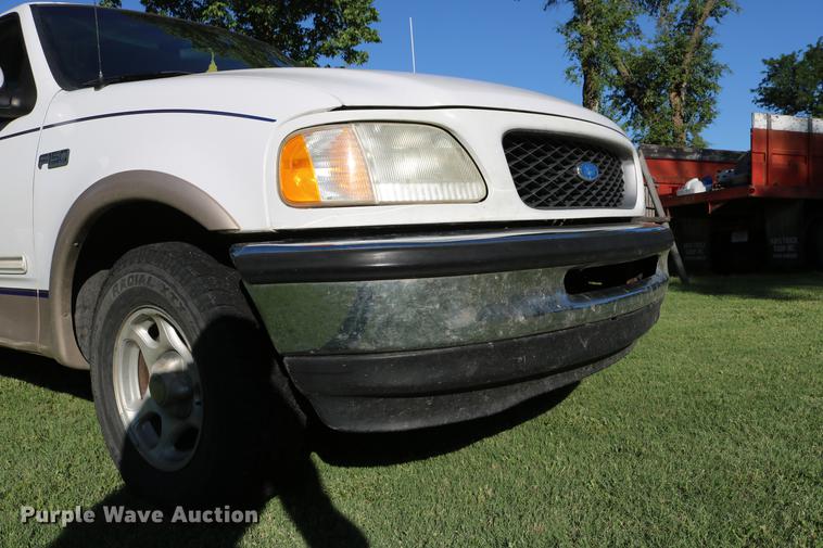 image for item DC7531 1997 Ford F150 Lariat SuperCab pickup truck
