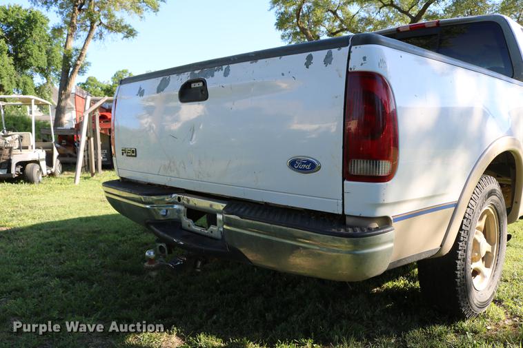 image for item DC7531 1997 Ford F150 Lariat SuperCab pickup truck