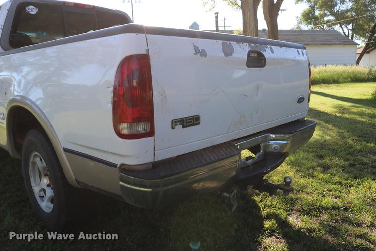 image for item DC7531 1997 Ford F150 Lariat SuperCab pickup truck