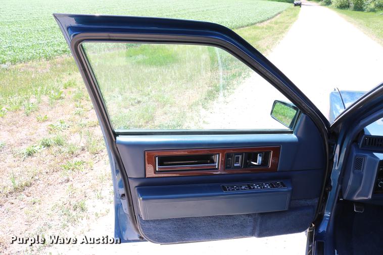 image for item DC7542 1993 Cadillac DeVille Sixty Special