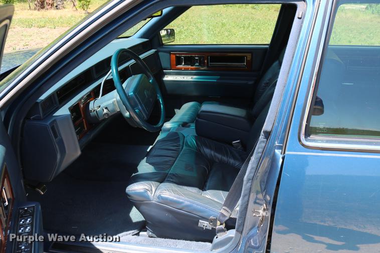 image for item DC7542 1993 Cadillac DeVille Sixty Special