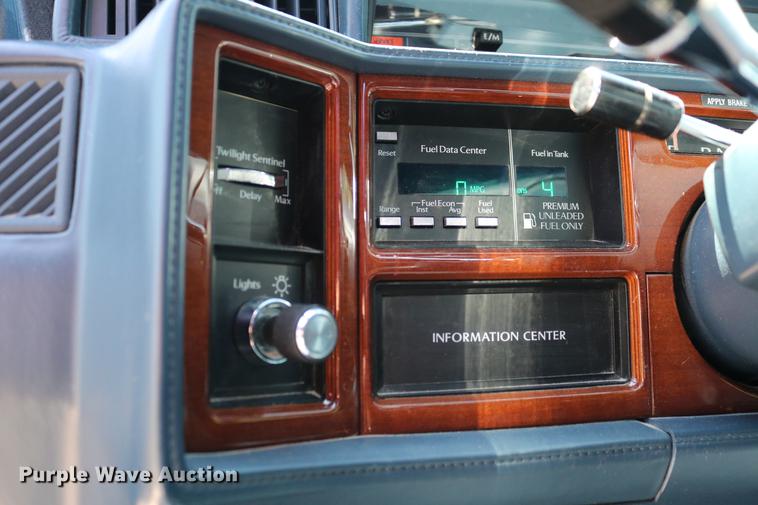 image for item DC7542 1993 Cadillac DeVille Sixty Special