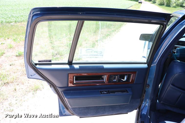 image for item DC7542 1993 Cadillac DeVille Sixty Special