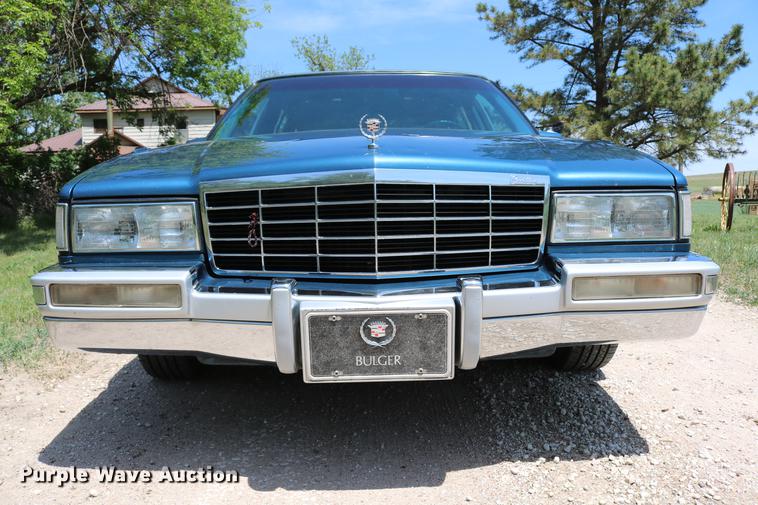 image for item DC7542 1993 Cadillac DeVille Sixty Special