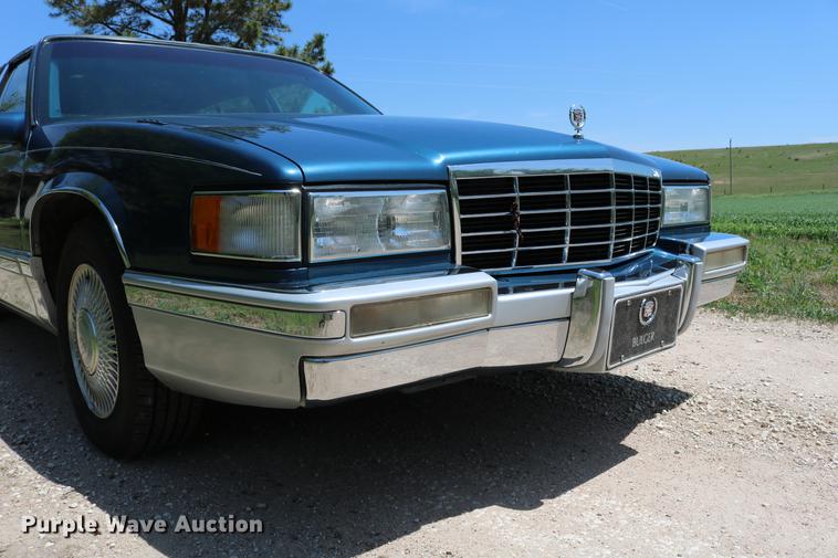 image for item DC7542 1993 Cadillac DeVille Sixty Special