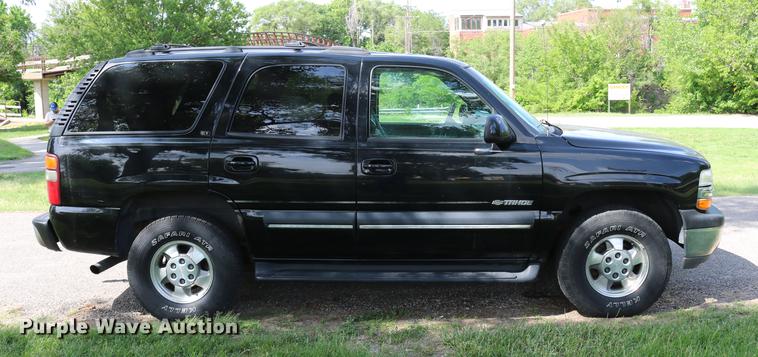 image for item DC7640 2002 Chevrolet Tahoe LT SUV