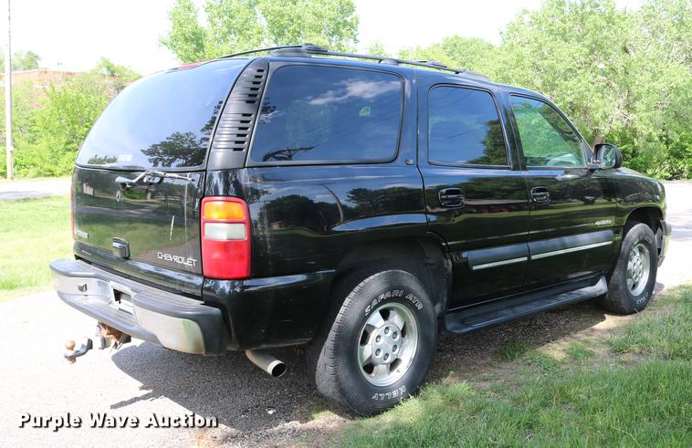 image for item DC7640 2002 Chevrolet Tahoe LT SUV