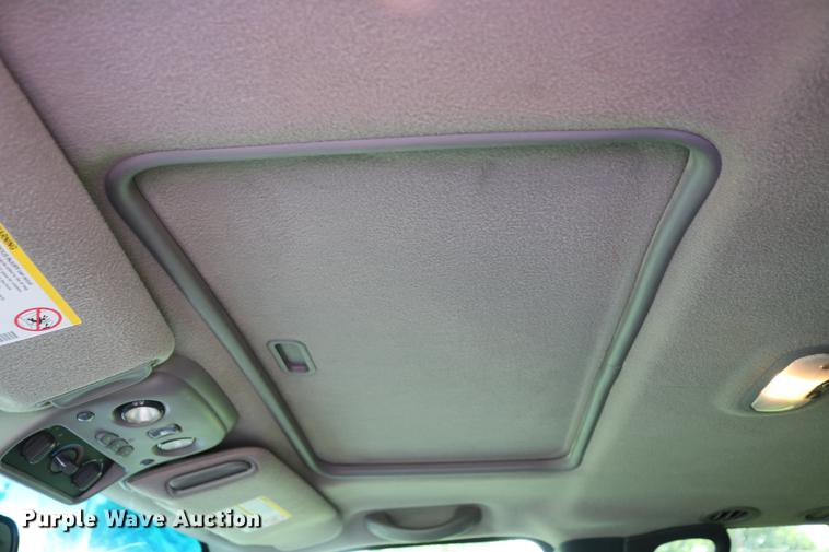 image for item DC7640 2002 Chevrolet Tahoe LT SUV