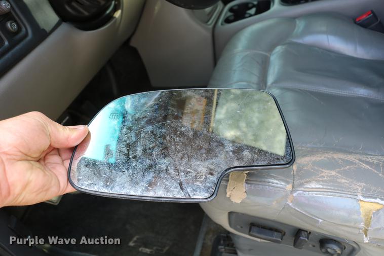 image for item DC7640 2002 Chevrolet Tahoe LT SUV