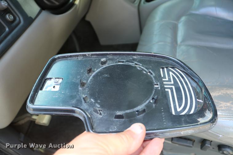 image for item DC7640 2002 Chevrolet Tahoe LT SUV