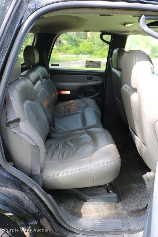 image for item DC7640 2002 Chevrolet Tahoe LT SUV