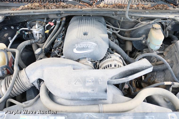 image for item DC7640 2002 Chevrolet Tahoe LT SUV