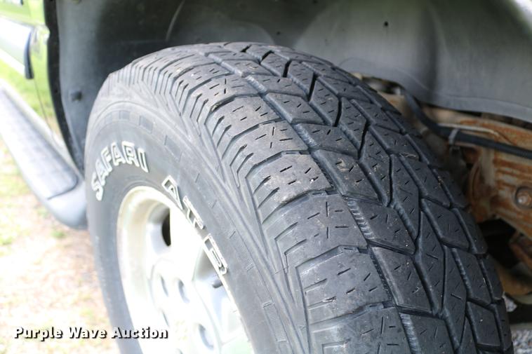 image for item DC7640 2002 Chevrolet Tahoe LT SUV