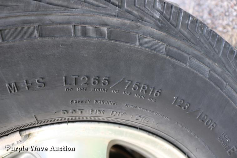 image for item DC7640 2002 Chevrolet Tahoe LT SUV