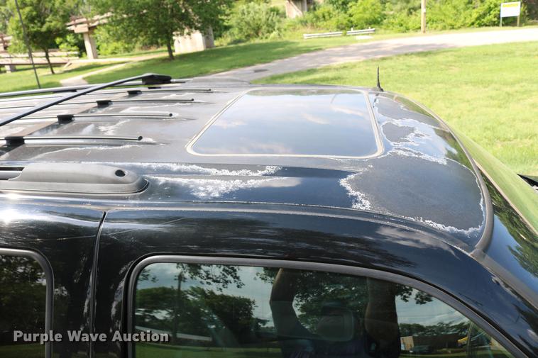 image for item DC7640 2002 Chevrolet Tahoe LT SUV