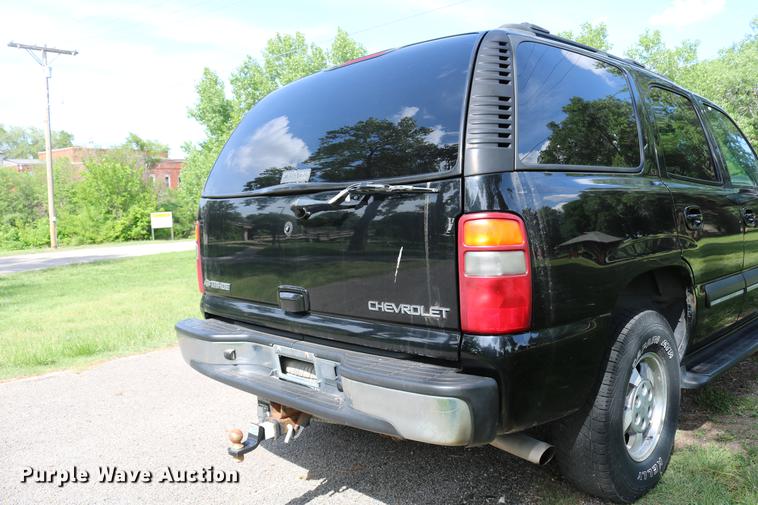 image for item DC7640 2002 Chevrolet Tahoe LT SUV
