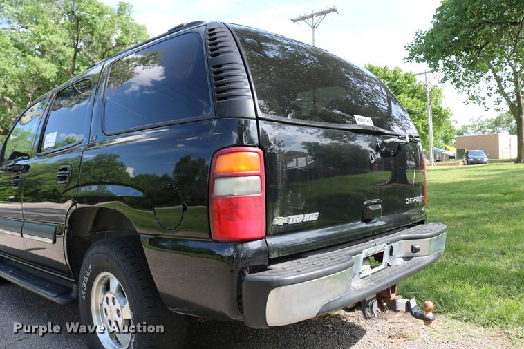 image for item DC7640 2002 Chevrolet Tahoe LT SUV