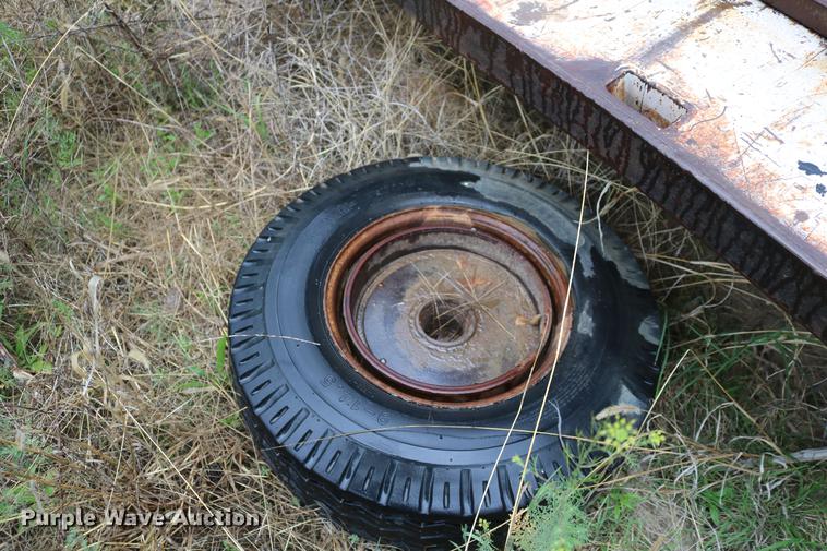 image for item DD4245 1973 Donahue F30 equipment trailer