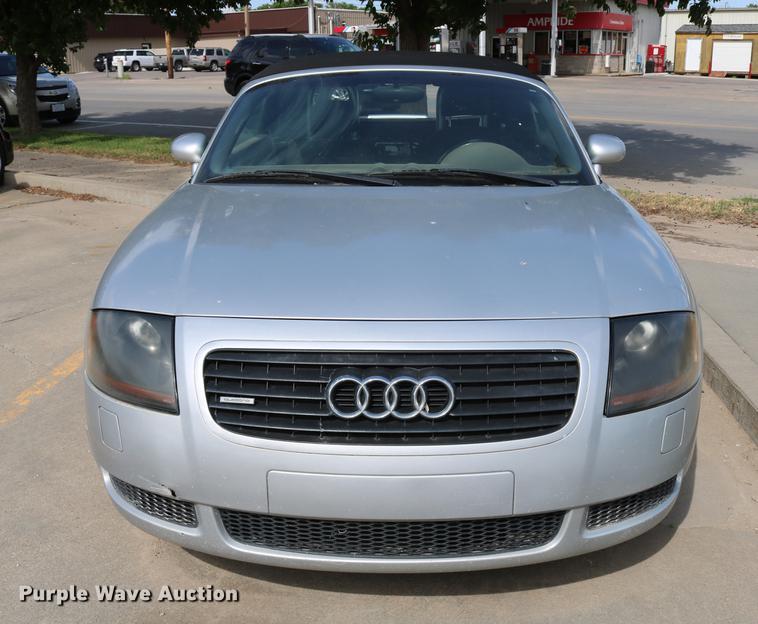image for item DD4258 2001 Audi TT Roadster Quattro convertible