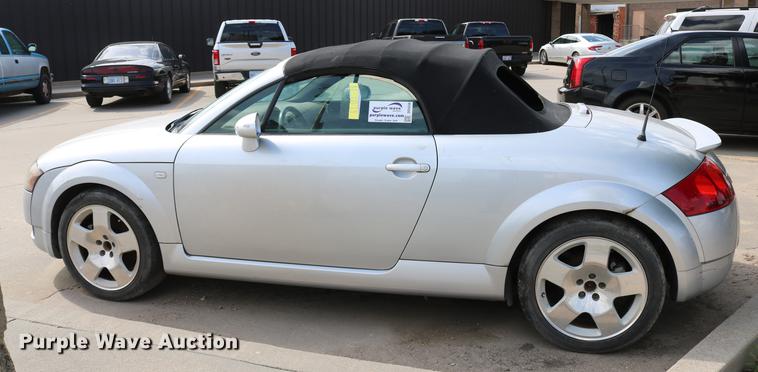 image for item DD4258 2001 Audi TT Roadster Quattro convertible