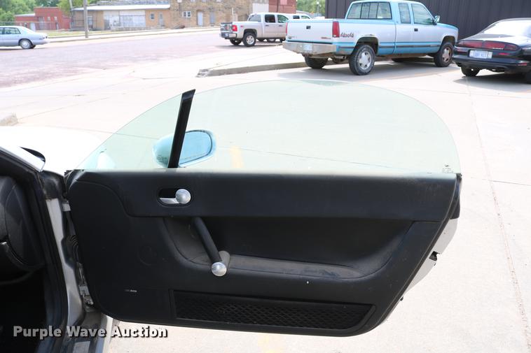 image for item DD4258 2001 Audi TT Roadster Quattro convertible