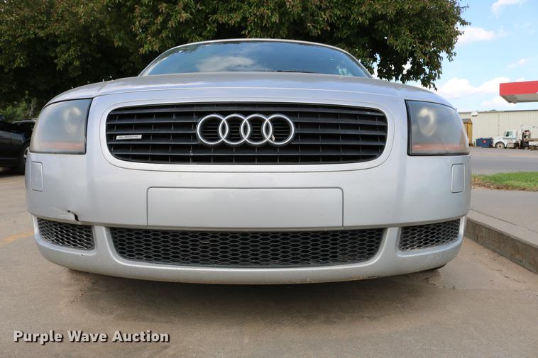 image for item DD4258 2001 Audi TT Roadster Quattro convertible