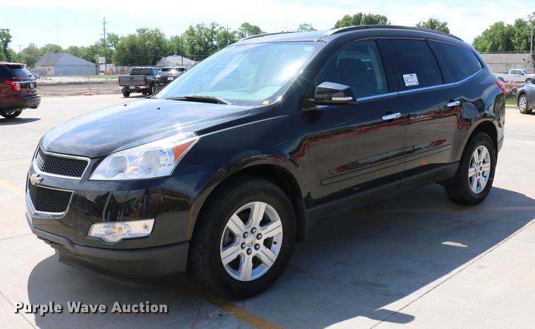 image for item DD4261 2011 Chevrolet Traverse LT SUV