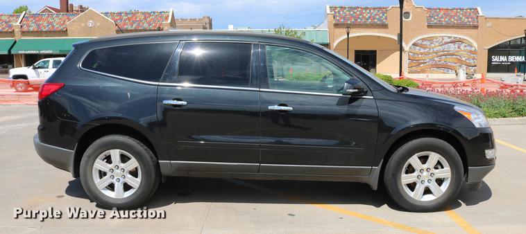 image for item DD4261 2011 Chevrolet Traverse LT SUV
