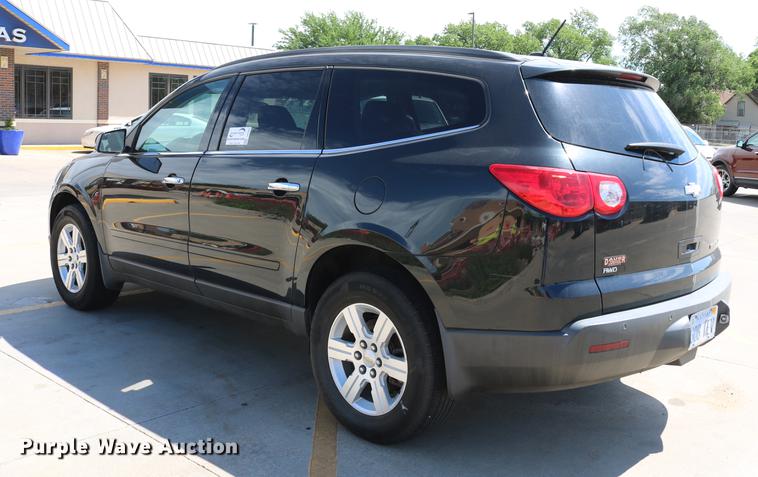 image for item DD4261 2011 Chevrolet Traverse LT SUV