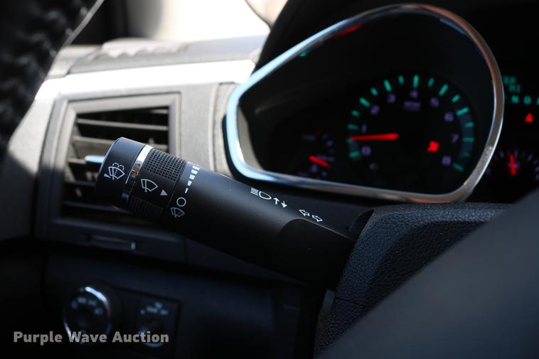 image for item DD4261 2011 Chevrolet Traverse LT SUV