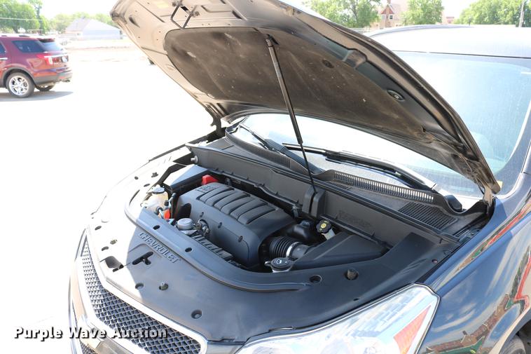 image for item DD4261 2011 Chevrolet Traverse LT SUV