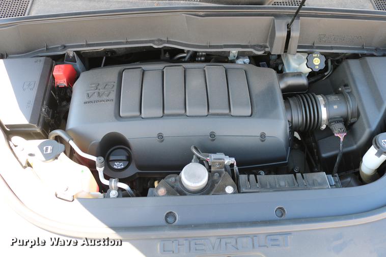 image for item DD4261 2011 Chevrolet Traverse LT SUV