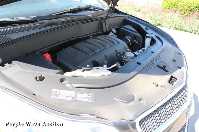 image for item DD4261 2011 Chevrolet Traverse LT SUV