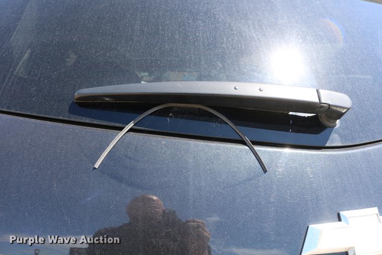 image for item DD4261 2011 Chevrolet Traverse LT SUV