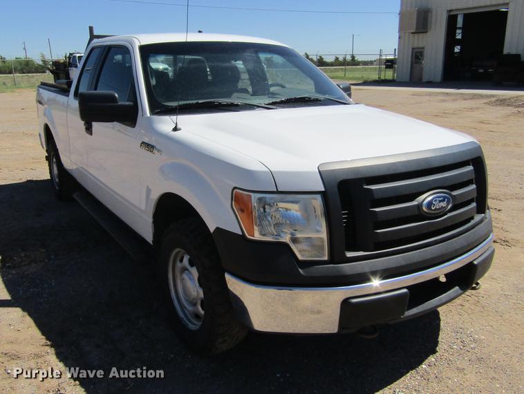 image for item DD5684 2011 Ford F150 XL SuperCab pickup truck