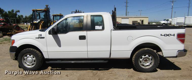 image for item DD5684 2011 Ford F150 XL SuperCab pickup truck