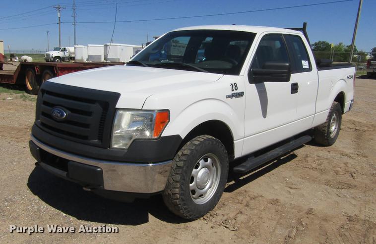 image for item DD5684 2011 Ford F150 XL SuperCab pickup truck