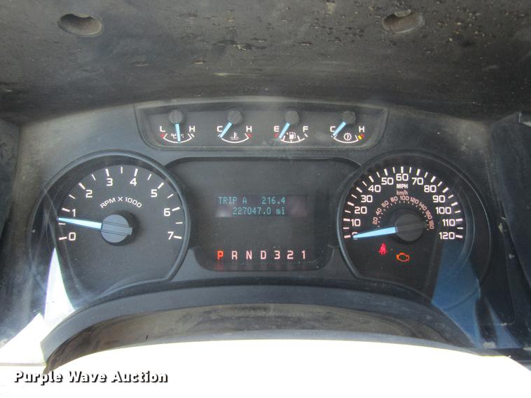 image for item DD5684 2011 Ford F150 XL SuperCab pickup truck