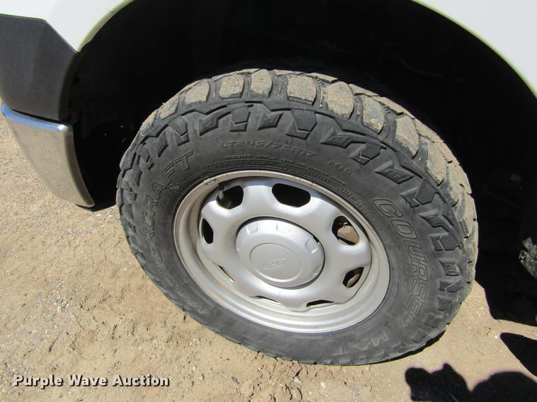 image for item DD5684 2011 Ford F150 XL SuperCab pickup truck