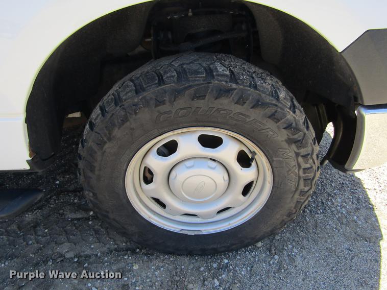 image for item DD5684 2011 Ford F150 XL SuperCab pickup truck