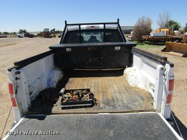 image for item DD5684 2011 Ford F150 XL SuperCab pickup truck