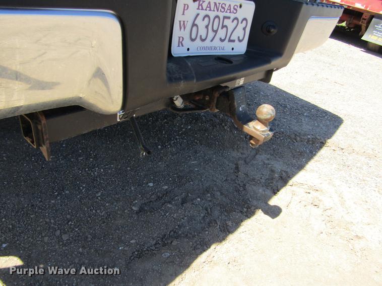 image for item DD5684 2011 Ford F150 XL SuperCab pickup truck