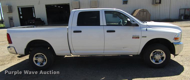 image for item DD5685 2012 Dodge Ram 2500 Crew Cab pickup truck